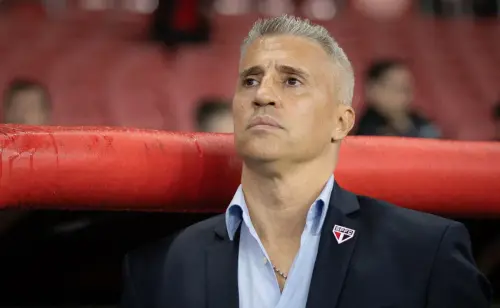Crespo conquista a torcida do São Paulo após mais uma vitória no Brasileirão