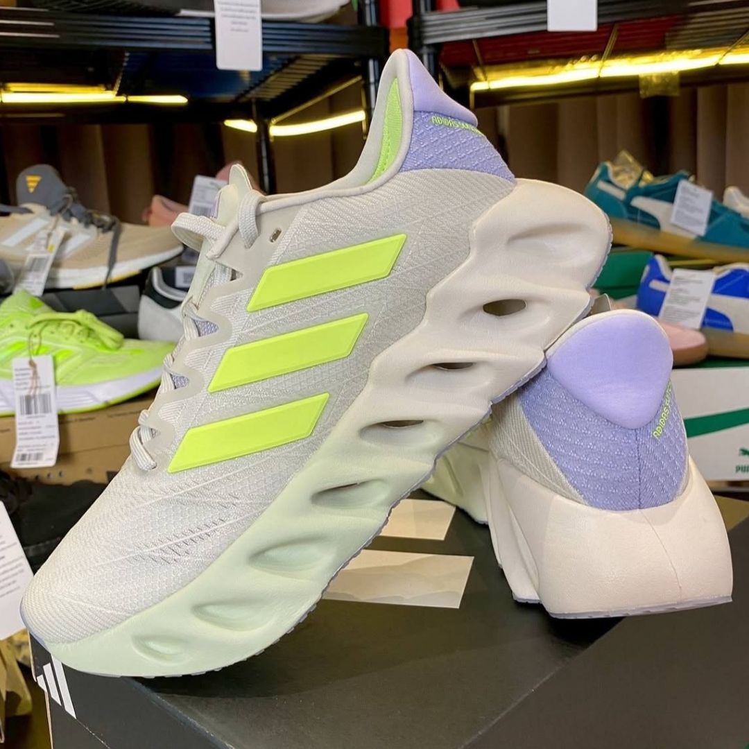 Tênis Adidas Corrida Switch Fwd 2 Feminino