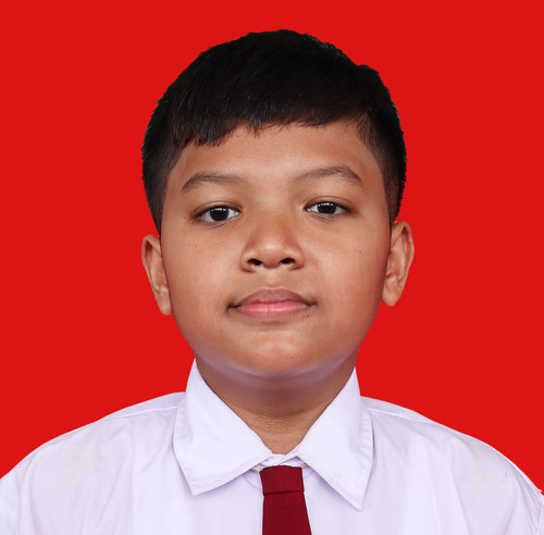 RAIHAN RIZQI NABIL SATRIO.jpg