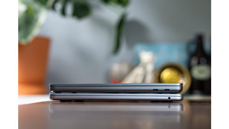 <em>The Surface wears its USB-C ports on its right side.</em>” title=”None” onclick=”openModal(this)”></div><div class=