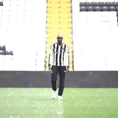 sdlnogILfko 46A5.jpg