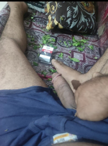 تسريبات البومات نودز مصري من البنات وهما بيفتحوا روب الحمام ويوروا كل حاجة  F9Fs294