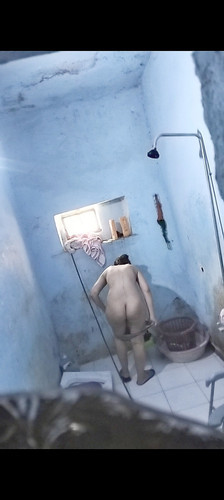 تسريبات البومات نودز مصري من البنات وهما بيفتحوا روب الحمام ويوروا كل حاجة  F9FsBV9