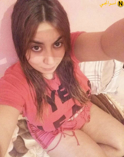 تسريبات البومات نودز مصري من البنات وهما بيفتحوا روب الحمام ويوروا كل حاجة  F9FshxI