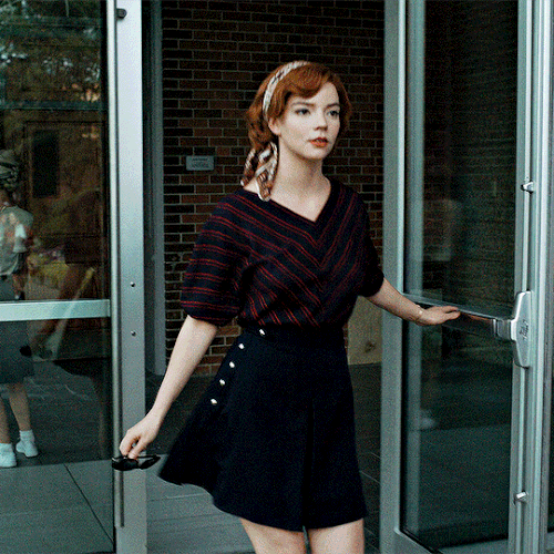 tumblr a00357ae850a10a98244ccd4b85f3353 4175e1eb 540.gif