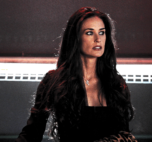 tumblr 04c7f440ecb4bfbe215cbddb78583ab2 96f13280 540.gif