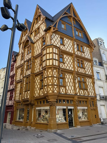 502830593 1254979149323529 5421976096026191492 n.jpg?stp=cp6 dst jpg p526x296 tt6& nc cat=101&ccb=1 .jpg