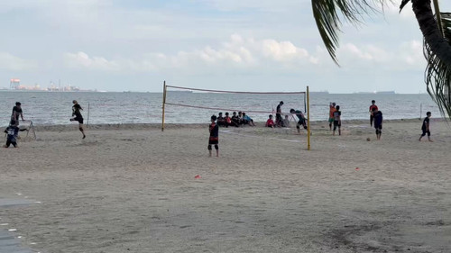 L Jtw8bMkPzeLxYL.jpg