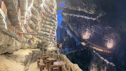 FTz NcWZiLgYxLqA.jpg