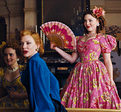 tumblr e3a6baef75b0722c46e55918b976162a 4fc3bb07 540.gif