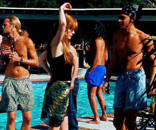 tumblr 2fdd4372bca5862922baae4efe8f15db 9ffa60e6 540.gif