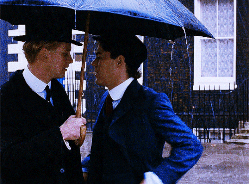 tumblr a7d2521f680b352ad26a8b065fa0de20 662e9257 540.gif
