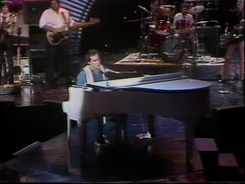 cap The Midnight Special Chevy Chase (9 26 80) 00 05 43 02.jpg