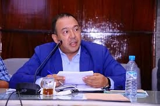 خالد الفتـاوي: محامٍ مغربي ورجل أعمال وناشط سلام يكسر الحواجز التقليدية
