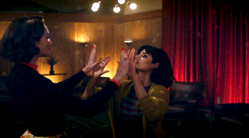 tumblr d6248a4942a38990cebde35d8af4a86f 35cf7c09 540.gif