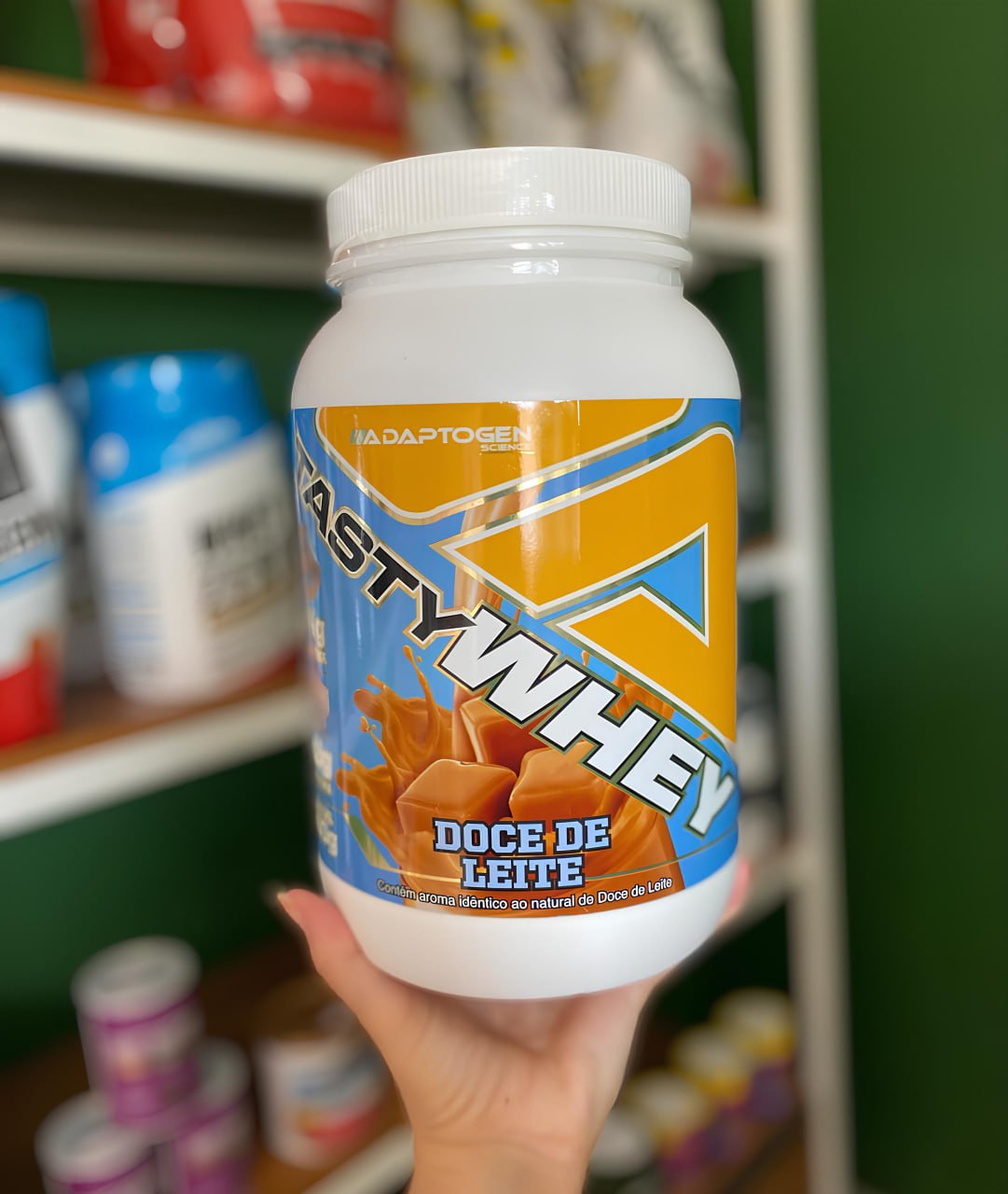 Suplemento Tasty Whey 3W Gourmet Whey Protein Adaptogen Science Pote 900g sabor Doce de Leite