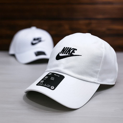 Nike Sportswear Classic 99.jpg