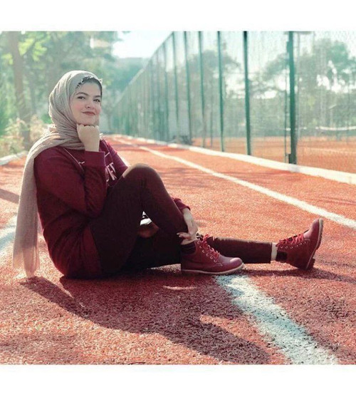 اللي عنده نودز زينا نقوله يا عمنا فرسة 27 سنة بس ايه فرسة وعايزة خيال الجزء ال2 ..... حصريات سنايبر FApo6xe