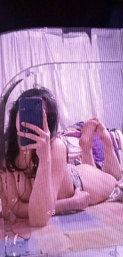 بنوتة هاي كلاس قمر تبعت نودز لحبيبها لكل جسمها باوضاع نار 100 صورة FAqE6ns