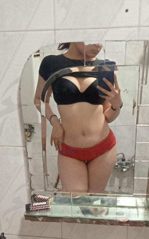 بنوتة هاي كلاس قمر تبعت نودز لحبيبها لكل جسمها باوضاع نار 100 صورة FAqErtn