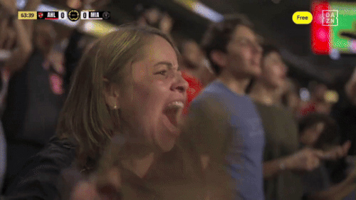 ezgif 312f0737d8932b.gif