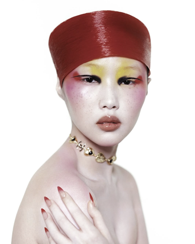 Peng Chang by Leslie Zhang Vogue China June 2025 3.png