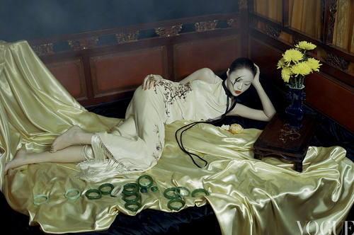 Peng Chang by Leslie Zhang Vogue China June 2025 9.png