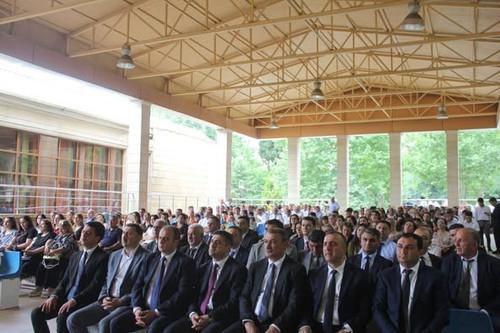 507965563 707093612076630 1579542838613426118 n.jpg?stp=dst jpg p526x395 tt6& nc cat=100&ccb=1 7& nc.jpg