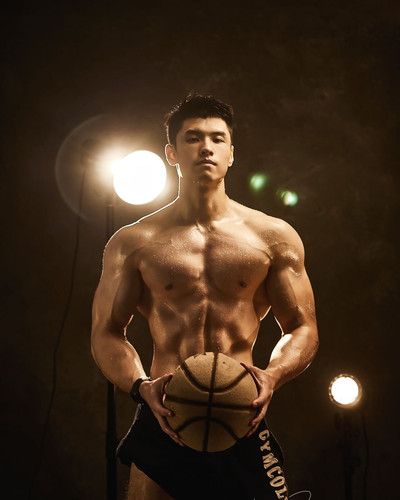 xieziqiu1027 1738809038 3561710820150617616 4551464421.jpg