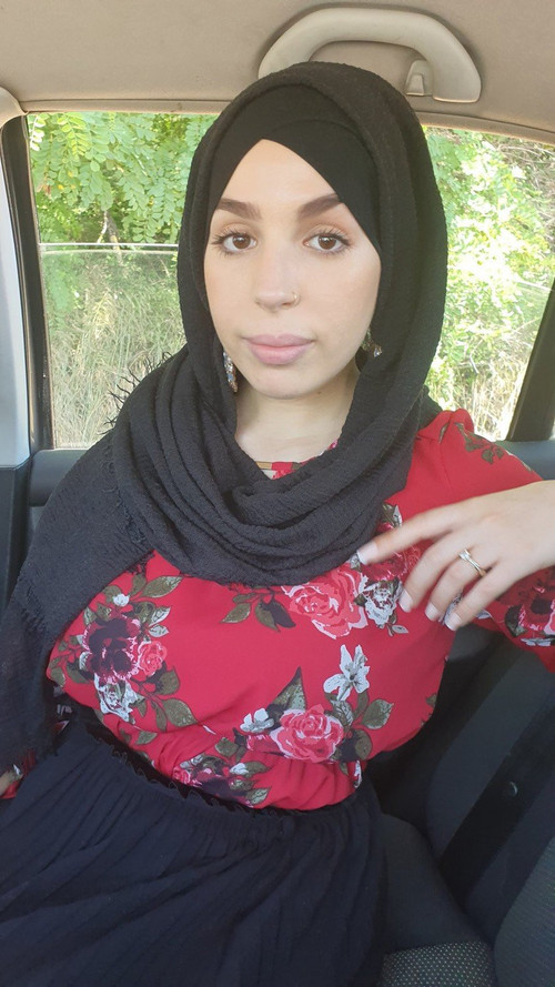 مربربة هاي كلاس بابزاز وجسم سكسي