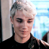 tumblr 70f16fe38972ae6c310afc8c5a720e79 777ebee9 400 ezgif.com resize.gif