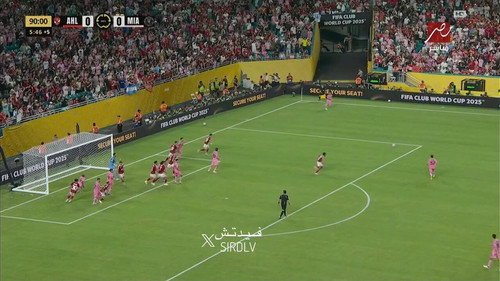 y oNK2PAA8m3Hpkk.jpg