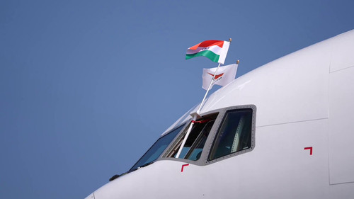 B90SVNGtT2e 9OI6.jpg