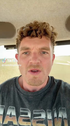 hny oM7AvVnp lxX.jpg