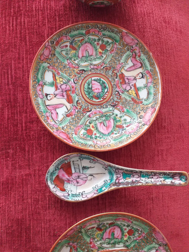 set tazzine sottotazzine e posata di servizio (8).jpg