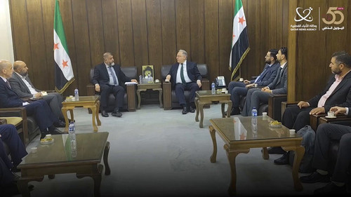 CIMaQ0Du5RpHK J6.jpg