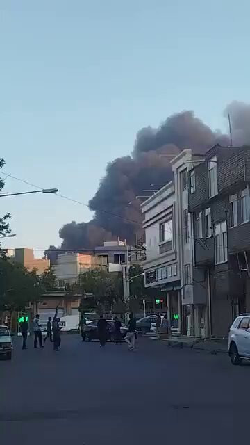 Q4yAtfrH WtXhPFz.jpg