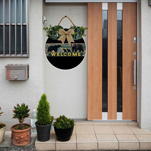 bear welcome 002 4.jpg