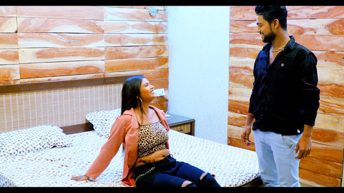 Ritu Sapna Giri.8.jpg