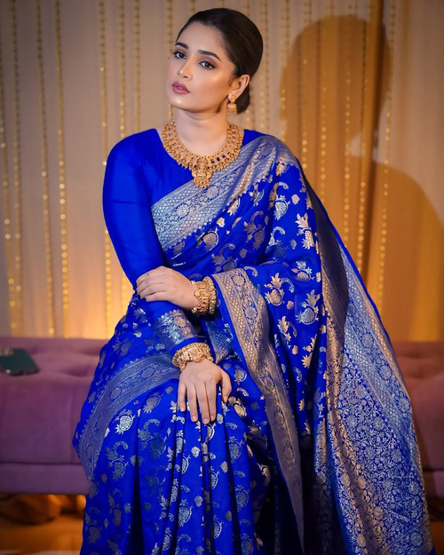 Women's Banarasi Silk Saree.jpg