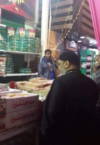 GyV7CjqXsAMIiRr.jpg