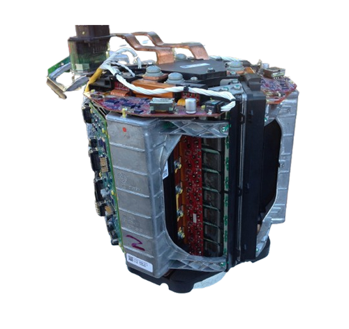 GyUWycSWAAIv 3Y.png