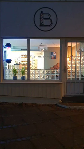 BOiTT1L9 APlv5G8.jpg