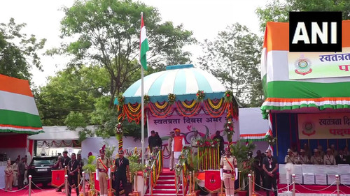 gXBr9 7NpVcxmNgn.jpg