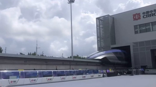 8giaWWhBzDqs IOC.jpg