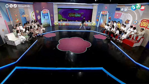 VX1FzD30gd IaeCj.jpg