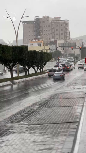 kbGlvihd kUmSfDX.jpg