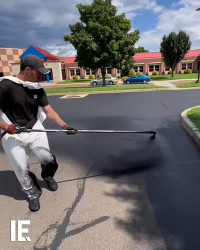 GyWQzwqWwAA37xr.jpg