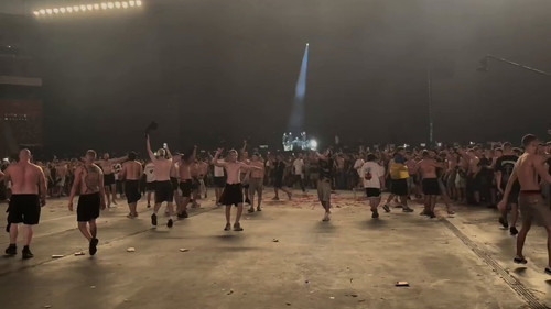 amDRdsZCJ 5hny4S.jpg