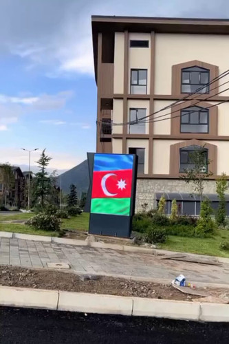 uP4q YTBU3WwYsQc.jpg